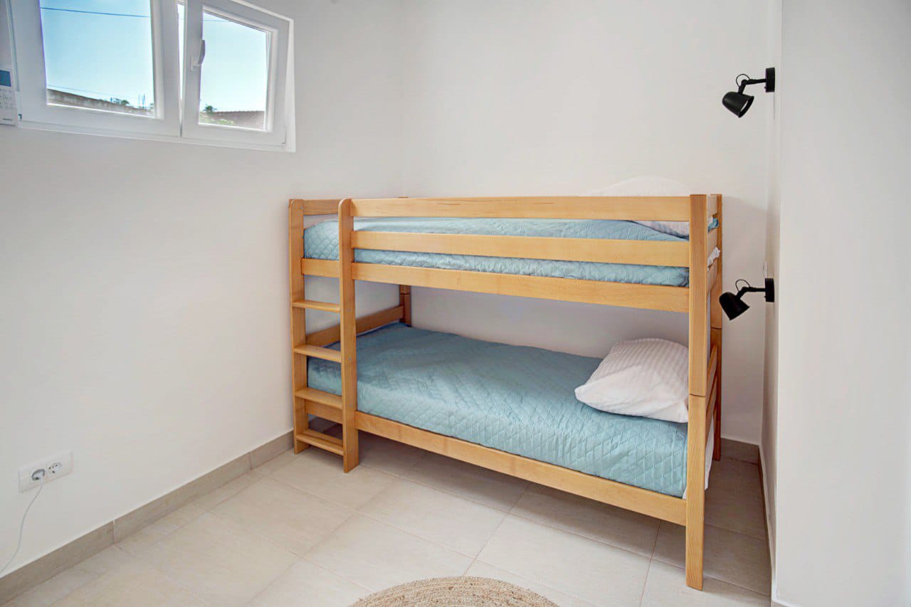 Image of Apartment - 2 Bedrooms - 1 Bathrooms for Sale in Herceg-Novi-Baosici-Montenegro, Image 10